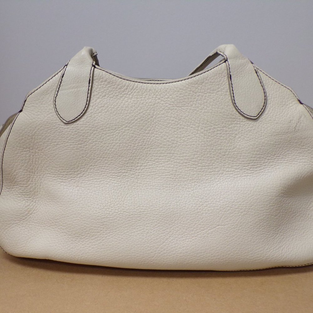 Handbag - Picture 2 of 5